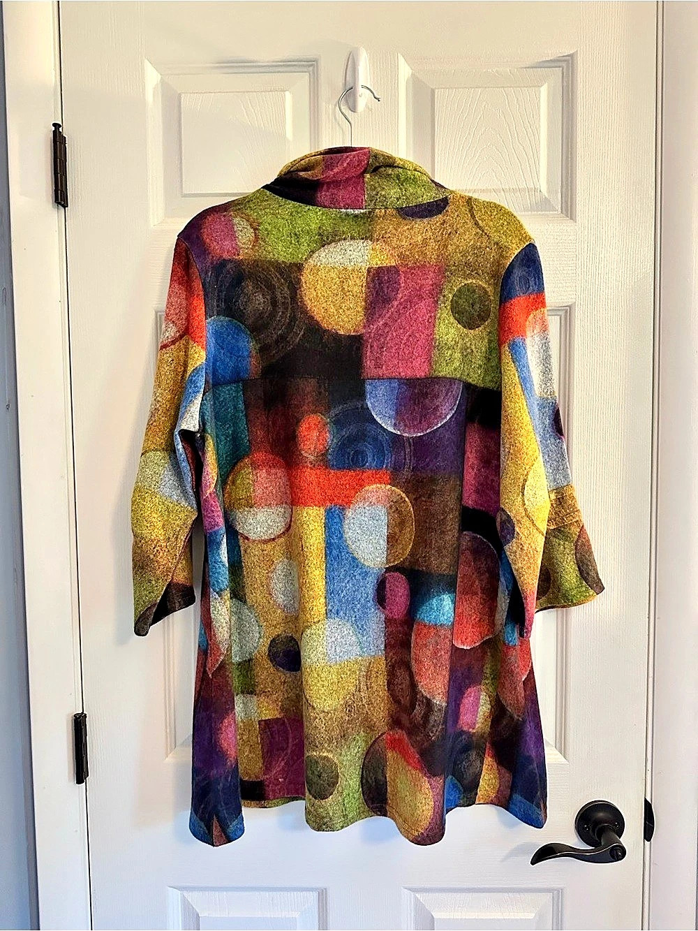 Damee Multicolor Geometric Cowl Neck Size XL Like New